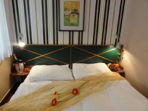 Malá Strana Hotel 4*